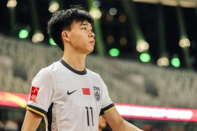 满冠APP-激烈角逐！亚洲精英队伍争夺荣耀