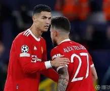 包含巴黎圣日耳曼重签内马尔，组建新阵容的词条